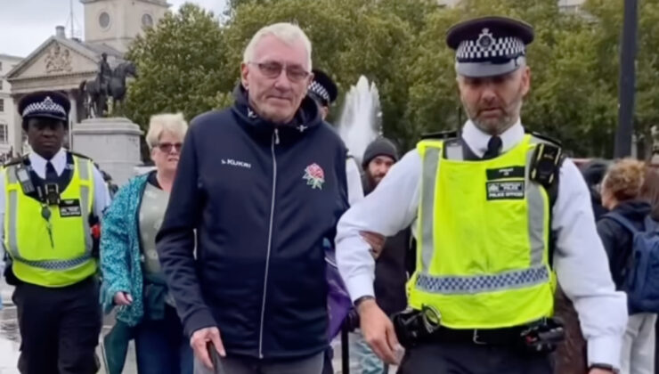 Londra’da görme engelli bir kişi, İsrail’i eleştirdiği gerekçesiyle tutuklandı