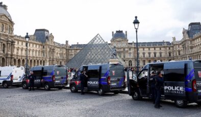 Louvre Müzesi’nde çalınan eserler hala kayıp: Bir gün geri döneceklerine inanıyorum