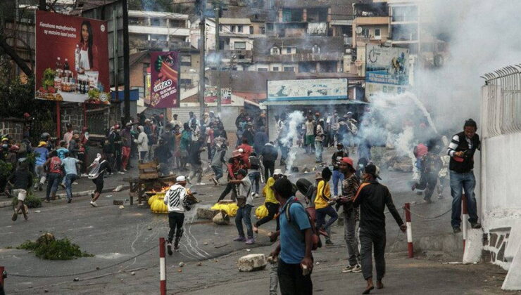 Madagaskar’da “Z Kuşağı” rüzgarı: Başbakan koltuğuna general oturdu