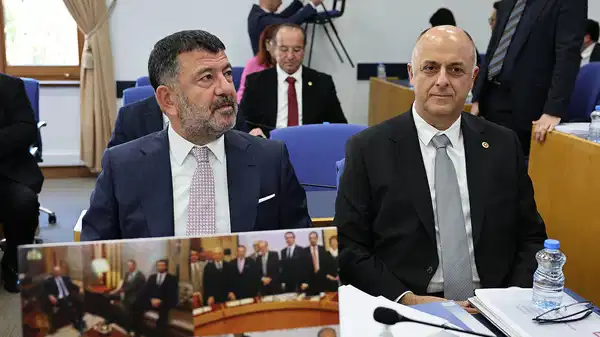 Meclis’te gergin ‘Bütçe’ görüşmeleri… CHP’li Ağbaba’dan AKP’li vekile ‘Ahlaksız adam’ çıkışı!