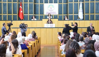 Meclis’te ‘Öcalan’ sloganlarına suç duyurusu: ‘Egemenlik hakkına açık bir saldırı’