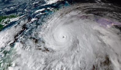 Melissa Kasırgası Jamaika’ya ulaştı: Kayıtlara geçen en kuvvetlilerden biri