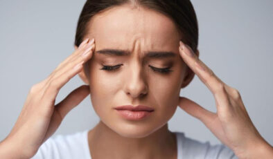 Migren sebebi beslenme şekliniz olabilir: Ağrıları tetikleyen 8 besin