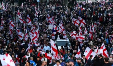 Muhalefet liderlerine ‘darbe girişimi’ suçlaması: Gürcistan’da neler oluyor?