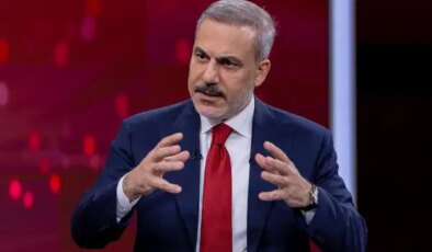 O açıklaması gündem olmuştu… Bakan Fidan’a TRT yayınında ‘KAAN’ sorusu: ‘Karşı taraf mantıklı izah getiremezse…’