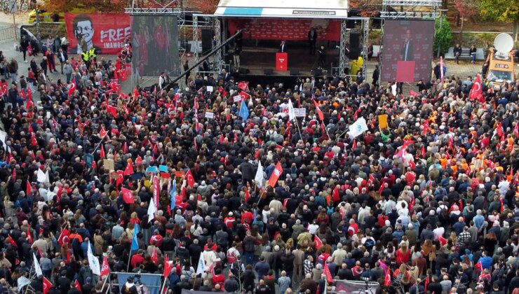 O ayrıntılar dikkat çekti: CHP tarihinde bir ilk Brüksel’de gerçekleştirildi