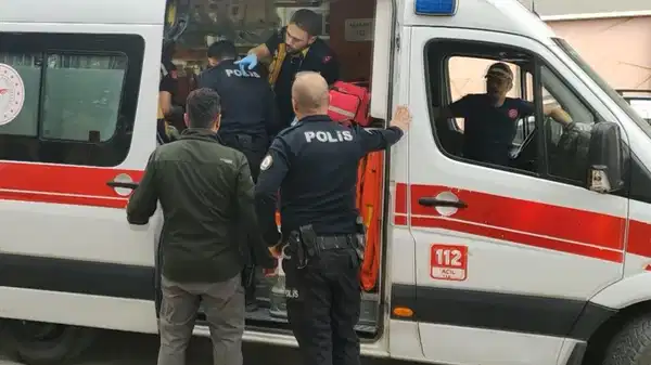 Okul çıkışı parkta bıçaklı kavga: 2 çocuk yaralandı