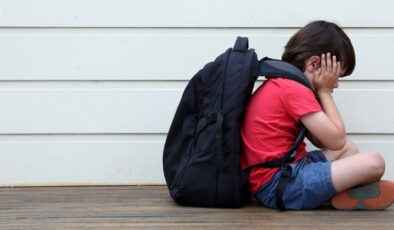 Okula gitmeme bir tepki değil, kaygının sesi olabilir