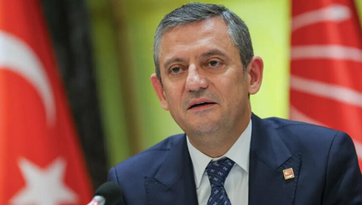 Özel’den ‘İzzetbegoviç’ anması: ‘Her şey bittiğinde hatırlayacağımız şey…’