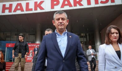 Özgür Özel CHP’nin yol haritasını anlattı, ‘kayyum’ sorusuna net yanıt verdi: ‘Yeni bir perde açıyorlar…’