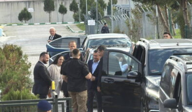 Özgür Özel, Düzce’de tutuklu bulunan Pınar Türker’i ziyaret etti