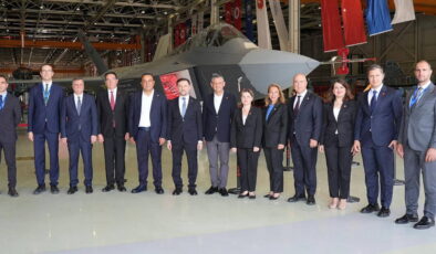 Özgür Özel’den ‘KAAN’ mesajı: ‘Gücünü dışarıdan değil, milletimizden alıyor’