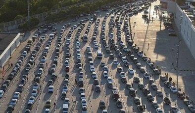 Resmi Gazete’de yayımlandı: Yabancı plakalı araçlar ceza ödemeden yurtdışına çıkamayacak!