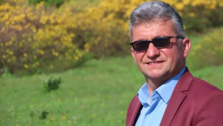 Sahnede kalp krizi geçiren sanatçı toprağa verildi!