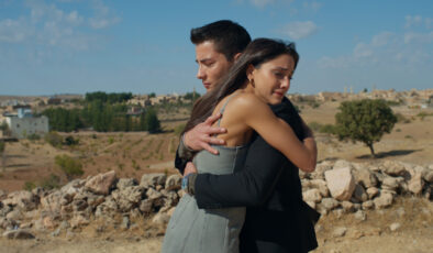 Sezen Aksu’nun Uzak Şehir’e armağanı heyecan yarattı