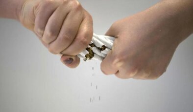 Sigara düzenlemesi Resmi Gazete’de: Aile Sağlığı Merkezleri’nde başlıyor!