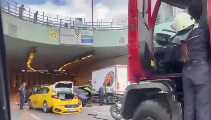 Şişli’de 5 araçlık zincirleme kaza: 1 doktor yaralandı