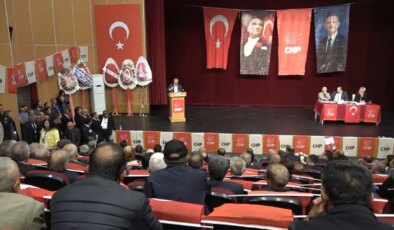 Sivas’ta CHP kongresinde gerginlik