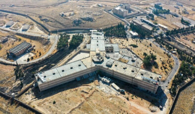 Suriye’de Sednaya Hapishanesi’nde işkenceyle suçlanan general yakalandı