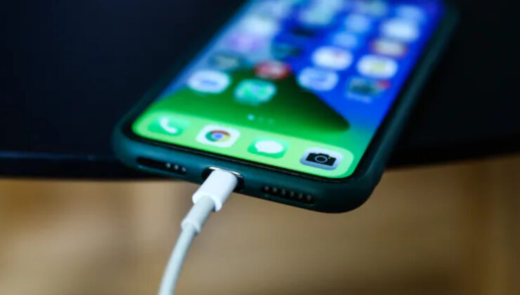 Telefonu gece şarj etmek zararlı mı? Uzmanlar açıkladı