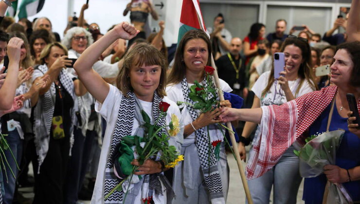 Thunberg’in de aralarında olduğu Sumud Filosu aktivistleri Yunanistan’a ulaştı
