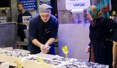 Trabzon’da hamsinin kilosu 200 lira