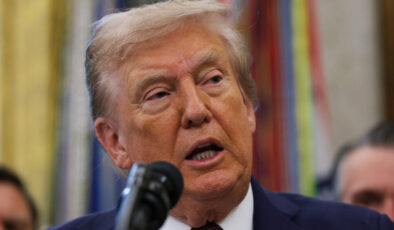 Trump, hükümlü eski kongre üyesinin hapisten çıkartılmasını istedi