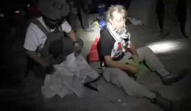 Türk aktivistler anlattı: Greta’ya işkence edildi, süründürüp, İsrail bayrağını öptürdüler