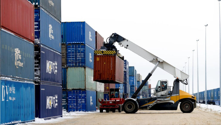 Türkiye’den komşularına 9 ayda 20,3 milyar dolarlık ihracat