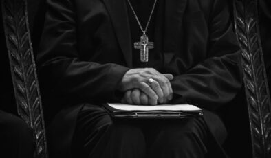 Vatikan: İtalya’da istismarla mücadelede direnç var