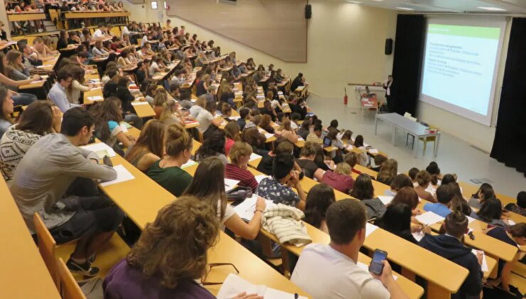 Yapay zeka kullanımı ödevleri değiştiriyor: ‘Araştırın, bulun’ dönemi sona eriyor