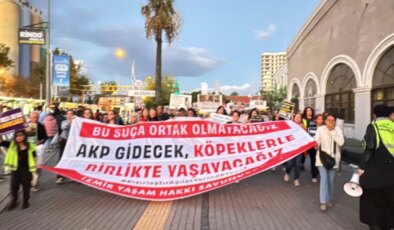 Yaşam hakkı savunucuları hayvanlara yönelik şiddeti protesto etti