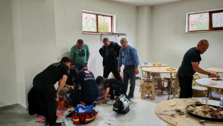 Yediği et nefes borusuna kaçtı, kalbi durdu!