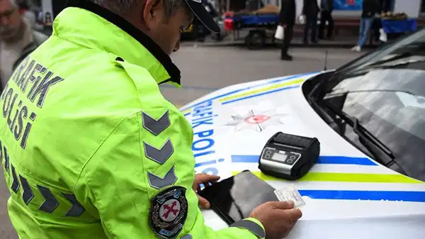 Yeni trafik cezaları geçici olarak askıya alındı: Ne zaman görüşülecek?