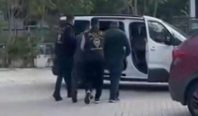 Yerlikaya paylaştı: ‘Kadın sürücüye saldıran trafik zorbası yakalandı’