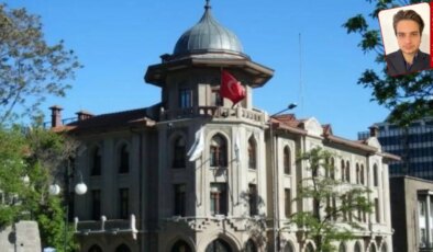 Yunus Emre Vakfı davasında kritik isim konuştu! Eski vakıf başkanı Şeref Ateş, Bakan Ersoy’un ismini verdi