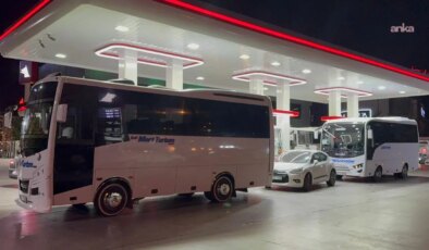 Yurttaşlardan motorin zammına tepki: ‘Kaşıkla verip kepçeyle almak nedir?’