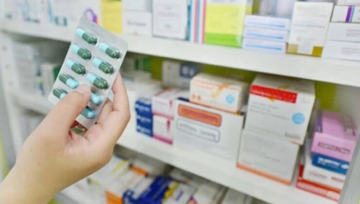 Zam beklentisi akışı durdurdu, hastalar en basit ağrı kesiciye bile ulaşamıyor: 300’den fazla ilaç yok