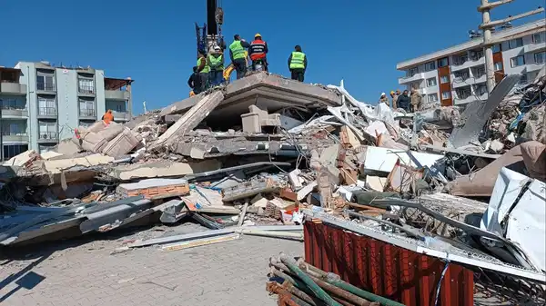 169 kişiye mezar olmuştu… Emlakbank Konutları davasında yeni bilirkişi raporu istendi