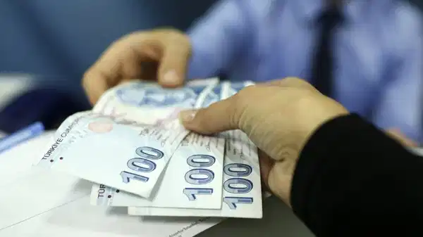 4 milyon emekliyi ilgilendiriyor: En düşük maaş için zam senaryoları neler?