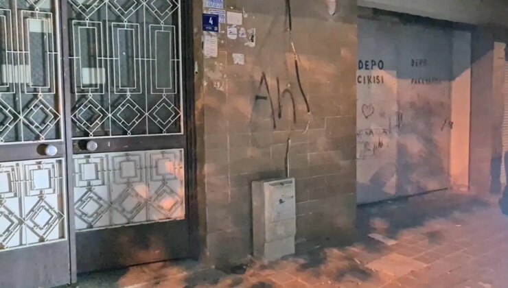 7 yaşındaki çocuk, sokakta oynarken elektrik akımına kapıldı