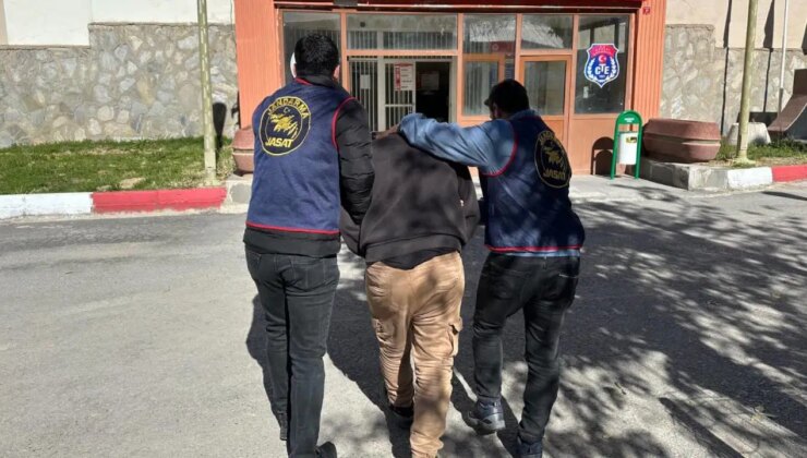 9 yıldır aranıyordu… Jandarma operasyonu ile yakalandı!