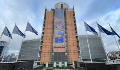 AB komisyonu: Rus vatandaşlarının vize kısıtlamasına ilave adımlar gelecek