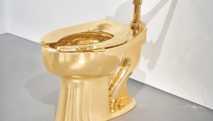 ABD’de 18 ayar altın tuvalet 12,1 milyon dolara alıcı buldu