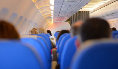 ABD’de bir havayolu şirketi  kilolu yolculardan iki koltuk parası alınacağını duyurdu