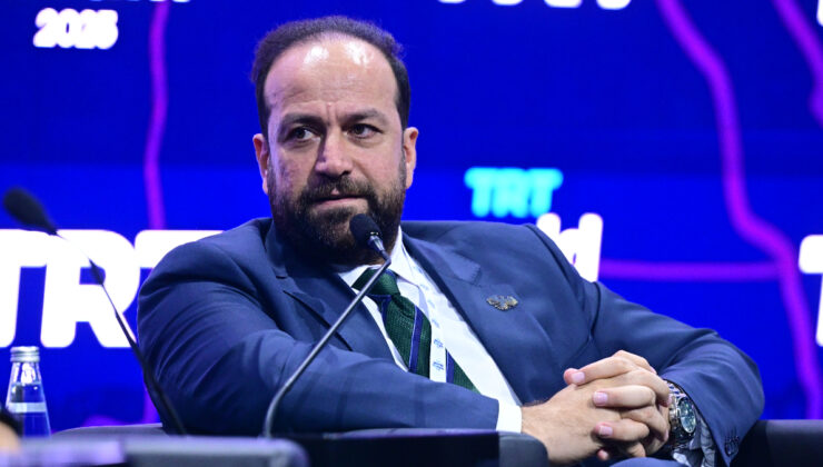 ABD’nin yaptırımları kaldırmasını değerlendiren Suriyeli bakan: Donald Trump’ı Türkiye ikna etti