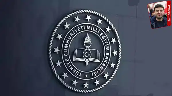 AKP’li vekilin hazırladığı oyunla öğrencilere Türkiye Yüzyılı anlatılıyor