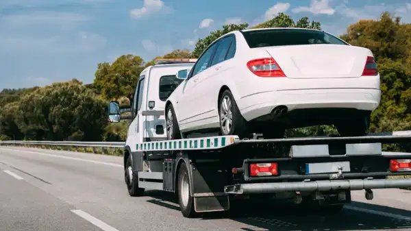 Ankara Büyükşehir Belediyesi, bugün itibarıyla ücretsiz çekici hizmetine başladı