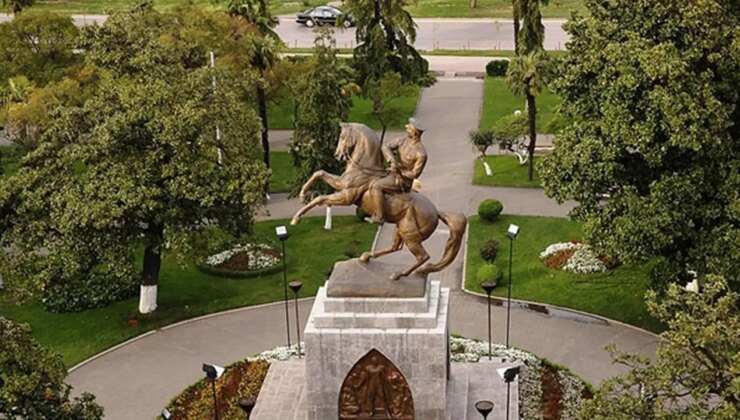 Atatürk için karma sergi