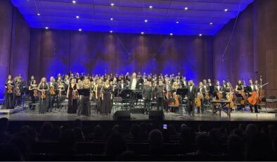 Atatürk, İDSO’nun ‘Son Veda-Beni Hatırlayınız’ konseriyle anıldı